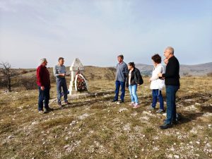 IMG-d77ff0bbf03cc9e7f2d60f804045d4e3-V